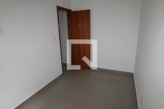 Quarto 2 de apartamento para alugar com 2 quartos, 40m² em Água Fria, São Paulo
