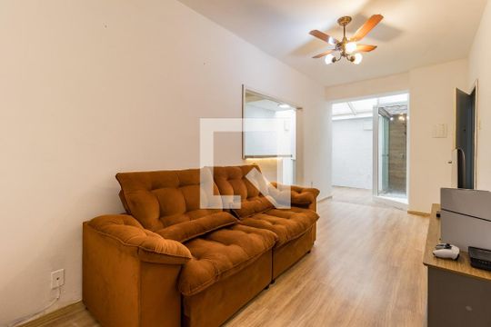 Sala de apartamento à venda com 1 quarto, 45m² em Chácara das Pedras, Porto Alegre