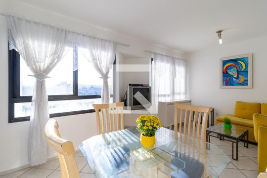 Apartamento à venda com 2 quartos, 64m² em Vila Santa Maria, São Paulo
