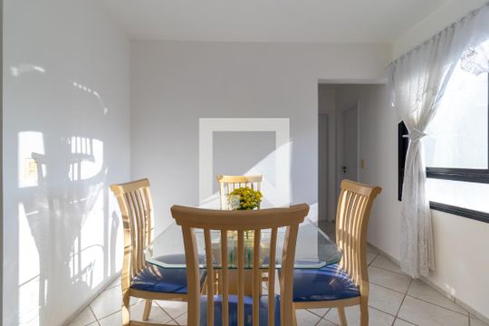 Sala de Jantar de apartamento à venda com 2 quartos, 64m² em Vila Santa Maria, São Paulo