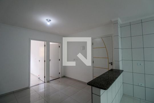 Sala de apartamento para alugar com 2 quartos, 50m² em Jardim Imperador (zona Leste), São Paulo