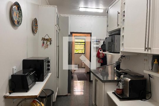 Cozinha de apartamento à venda com 3 quartos, 114m² em Perdizes, São Paulo