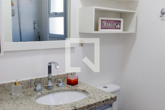Banheiro da Suíte 1 de apartamento à venda com 1 quarto, 60m² em Km 18, Osasco