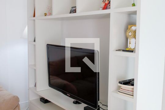sala de apartamento à venda com 1 quarto, 60m² em Km 18, Osasco