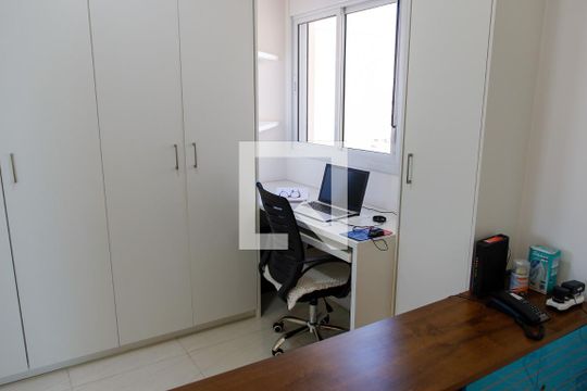 Quarto 1 de apartamento à venda com 1 quarto, 60m² em Km 18, Osasco