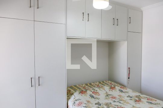 Quarto 1 de apartamento à venda com 1 quarto, 60m² em Km 18, Osasco