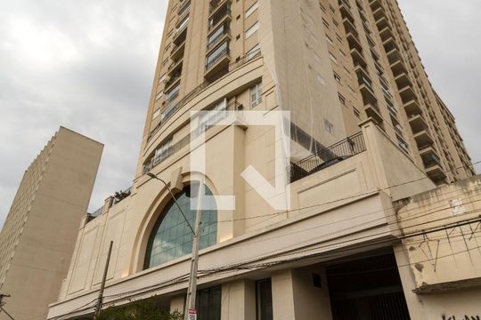 Fachada do Prédio de apartamento para alugar com 1 quarto, 34m² em Centro, Curitiba