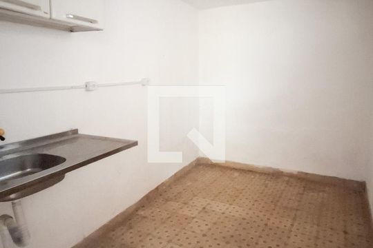 Cozinha  de casa para alugar com 2 quartos, 110m² em Chácara do Visconde, Taubaté