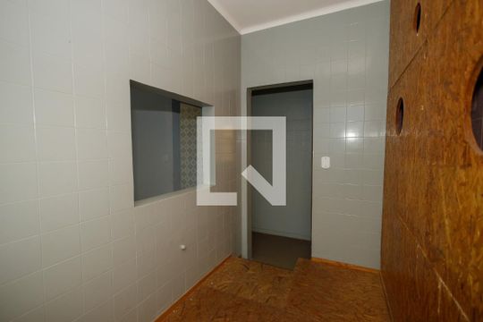 Sala de casa para alugar com 2 quartos, 110m² em Chácara do Visconde, Taubaté