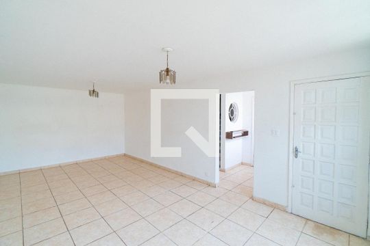 Sala de casa à venda com 3 quartos, 139m² em Parque Jabaquara, São Paulo