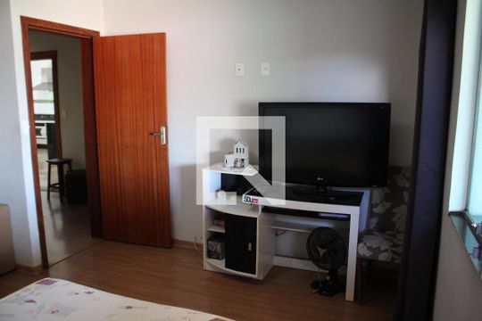 Quarto 1 de casa à venda com 4 quartos, 330m² em Diamante, Belo Horizonte
