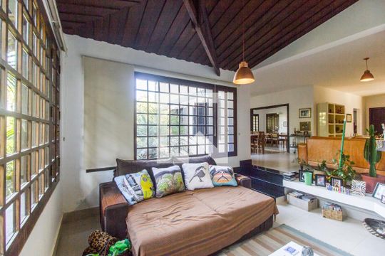 Sala de TV de apartamento para alugar com 5 quartos, 390m² em Morada dos Pássaros, Barueri