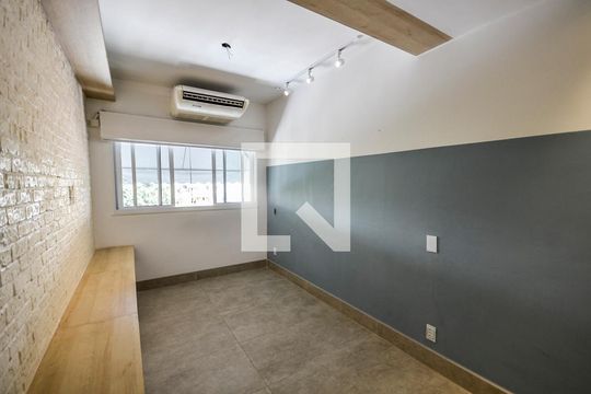 Sala de apartamento para alugar com 2 quartos, 72m² em Grajaú, Rio de Janeiro