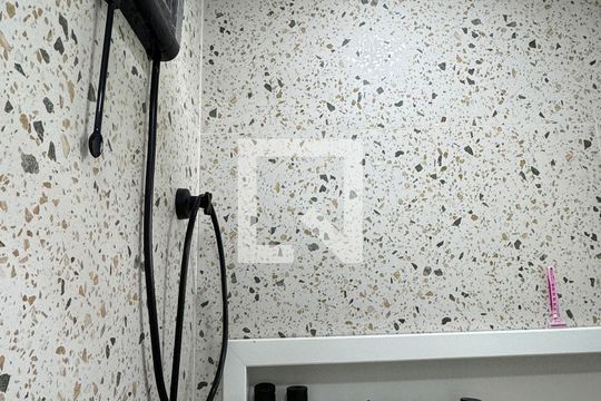 Banheiro da Suíte 1 de casa à venda com 3 quartos, 120m² em Jardim Iracema/aldeia, Barueri
