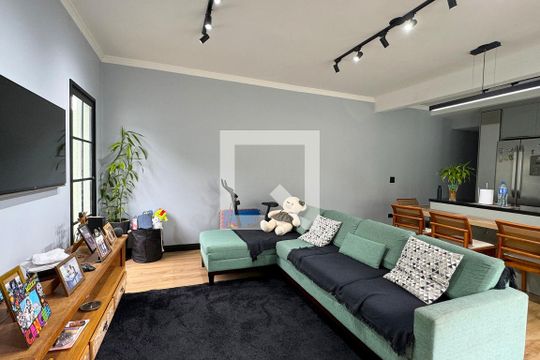 Sala de casa à venda com 3 quartos, 120m² em Jardim Iracema/aldeia, Barueri