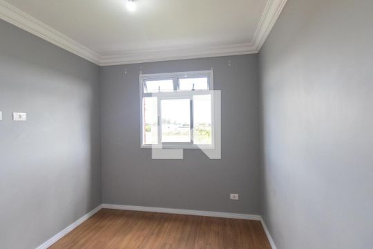 Quarto 1 de apartamento para alugar com 3 quartos, 62m² em Parque da Fonte, São José dos Pinhais