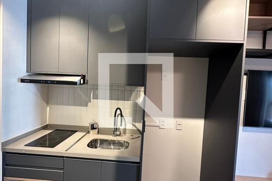 Studio - Cozinha de kitnet/studio para alugar com 1 quarto, 24m² em Butantã, São Paulo