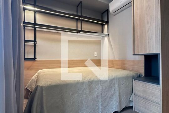 Studio - Quarto de kitnet/studio para alugar com 1 quarto, 24m² em Butantã, São Paulo