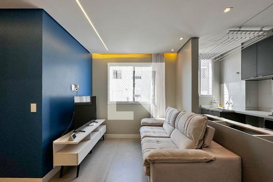 Sala de apartamento à venda com 2 quartos, 38m² em Santo Amaro, São Paulo