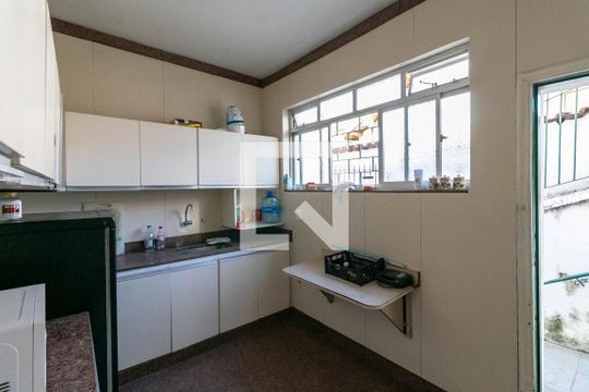 Cozinha de casa à venda com 4 quartos, 435m² em Santo Antônio, Belo Horizonte