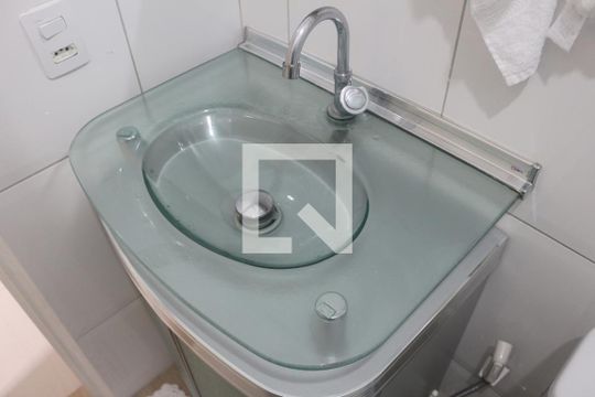 Banheiro de apartamento à venda com 2 quartos, 46m² em Mauá, São Caetano do Sul