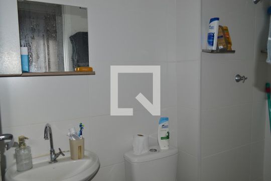 Banheiro de apartamento à venda com 2 quartos, 42m² em Cambuci, São Paulo