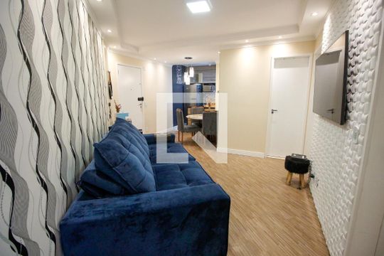Sala de apartamento para alugar com 2 quartos, 58m² em Jardim Monte Alegre, Taboão da Serra