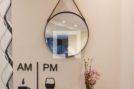 Sala de apartamento para alugar com 2 quartos, 58m² em Jardim Monte Alegre, Taboão da Serra