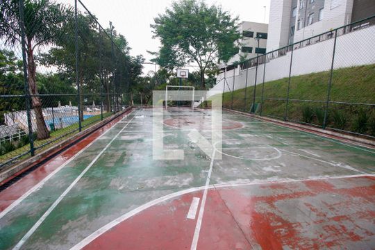 Quadra de apartamento para alugar com 2 quartos, 58m² em Jardim Monte Alegre, Taboão da Serra
