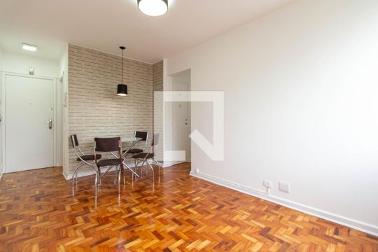 Sala de apartamento à venda com 2 quartos, 70m² em Vila Mariana, São Paulo