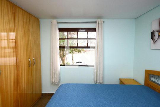 Quarto 1 de casa de condomínio à venda com 4 quartos, 130m² em Jardim Ubirajara, São Paulo