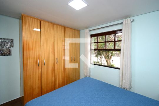 Quarto 1 de casa de condomínio à venda com 4 quartos, 130m² em Jardim Ubirajara, São Paulo