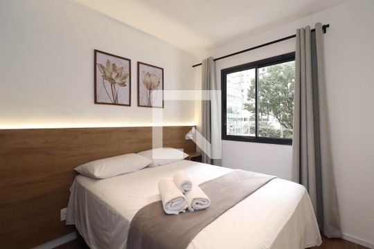 Quarto de apartamento à venda com 1 quarto, 29m² em Pinheiros, São Paulo