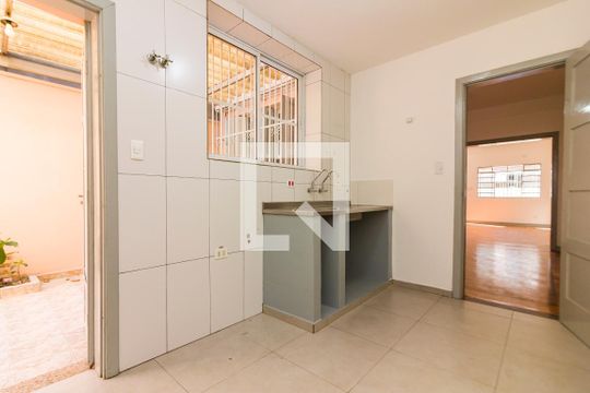 Cozinha de casa para alugar com 4 quartos, 185m² em Pinheiros, São Paulo