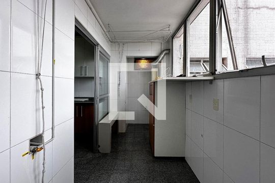 Área de Serviço de apartamento para alugar com 4 quartos, 205m² em Santo Amaro, São Paulo