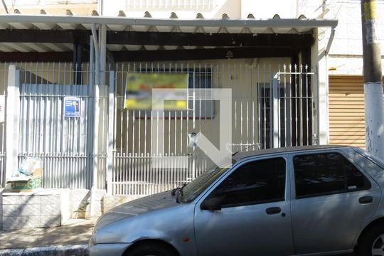 Fachada de casa para alugar com 2 quartos, 110m² em Parque Itaberaba, São Paulo