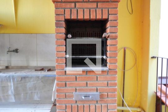 Churrasqueira de casa à venda com 3 quartos, 240m² em Jardim Vera Cruz, São Paulo