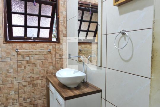 Banheiro 1 de casa à venda com 3 quartos, 240m² em Jardim Vera Cruz, São Paulo