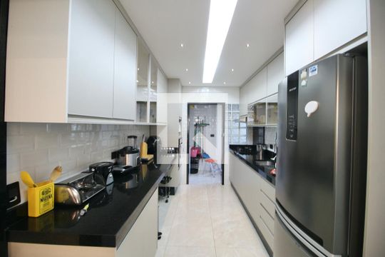 Cozinha de apartamento para alugar com 4 quartos, 167m² em Enseada, Guarujá