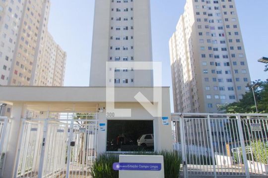 Fachada de apartamento para alugar com 2 quartos, 40m² em Jardim Germânia, São Paulo
