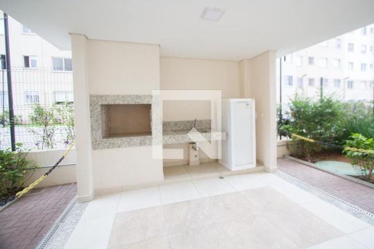 Chuveiro de apartamento para alugar com 2 quartos, 40m² em Jardim Germânia, São Paulo