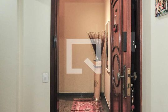 Hall Privativo de apartamento à venda com 4 quartos, 180m² em Vila Andrade, São Paulo