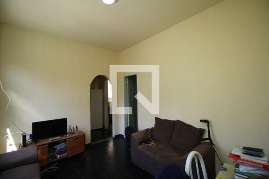 Apartamento para alugar com 2 quartos, 69m² em Brás de Pina, Rio de Janeiro