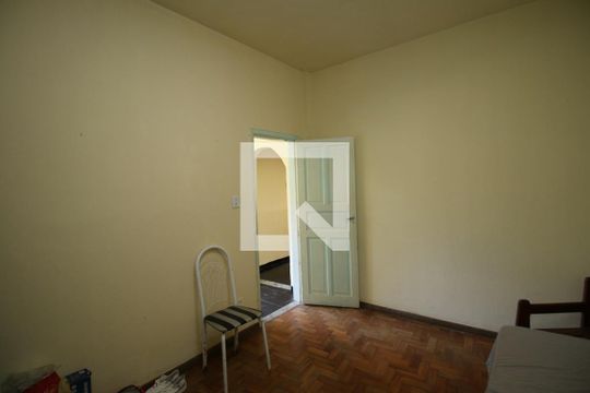 Quarto 1 de apartamento para alugar com 2 quartos, 69m² em Brás de Pina, Rio de Janeiro