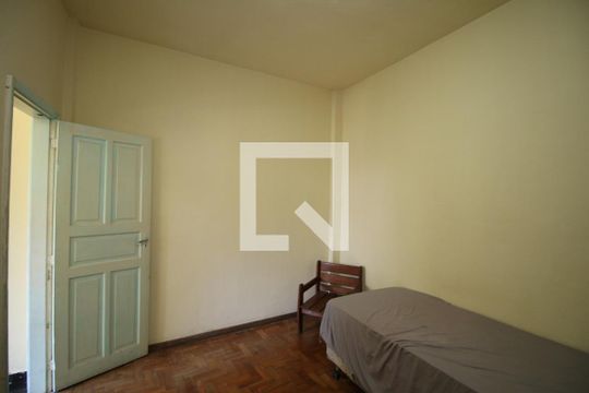 Quarto 1 de apartamento para alugar com 2 quartos, 69m² em Brás de Pina, Rio de Janeiro