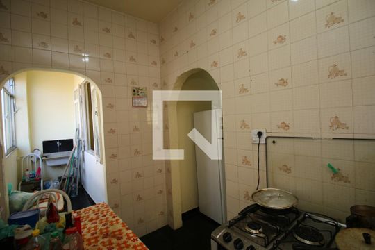 Cozinha de apartamento para alugar com 2 quartos, 69m² em Brás de Pina, Rio de Janeiro