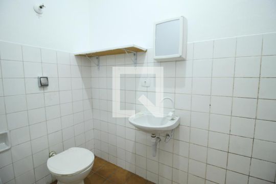 Banheiro de casa à venda com 1 quarto, 65m² em Brás, São Paulo