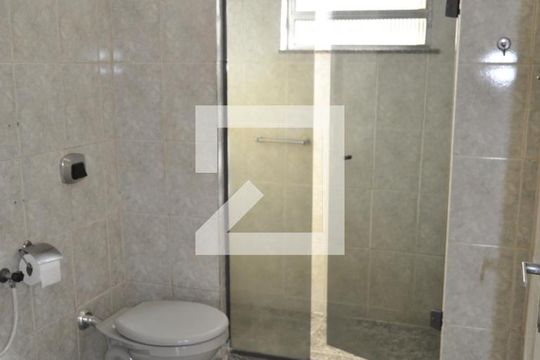 Banheiro de apartamento à venda com 2 quartos, 77m² em Riachuelo, Rio de Janeiro