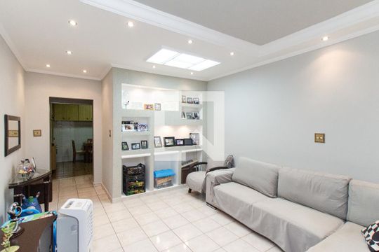 Casa à venda com 3 quartos, 230m² em Vila Medeiros, São Paulo