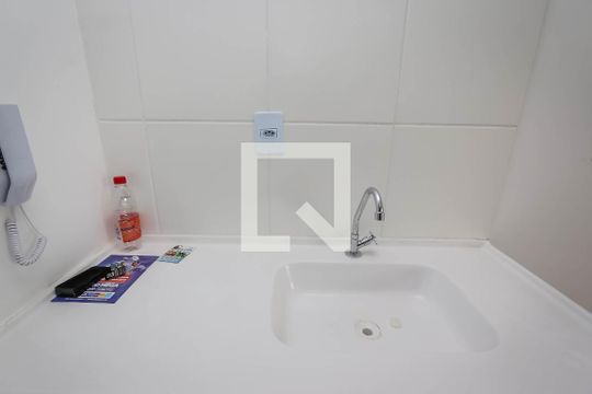 Cozinha de kitnet/studio à venda com 1 quarto, 16m² em Vila Sônia, São Paulo